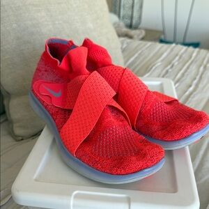 Nike Womens Free RN Motion Flyknit Solar Red Sneaker